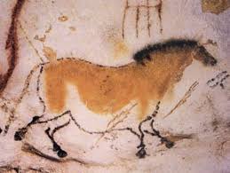 Pravěká jeskynní malba koně v jeskyni Lascaux